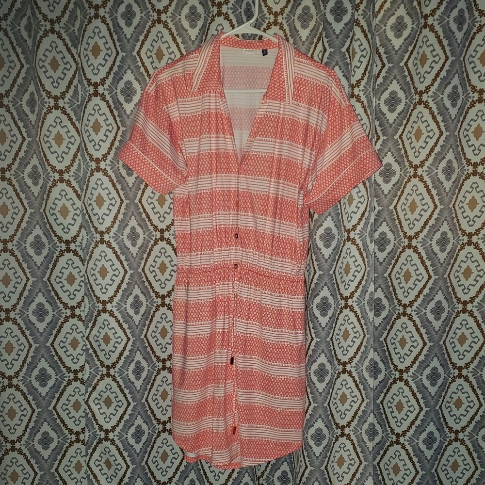 Cabana Life Coral and White Patterned Top